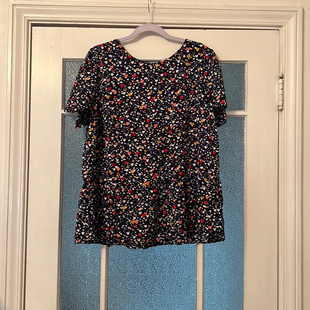 LOFT Plus Heart Multi Printed Navy Peplum Top
